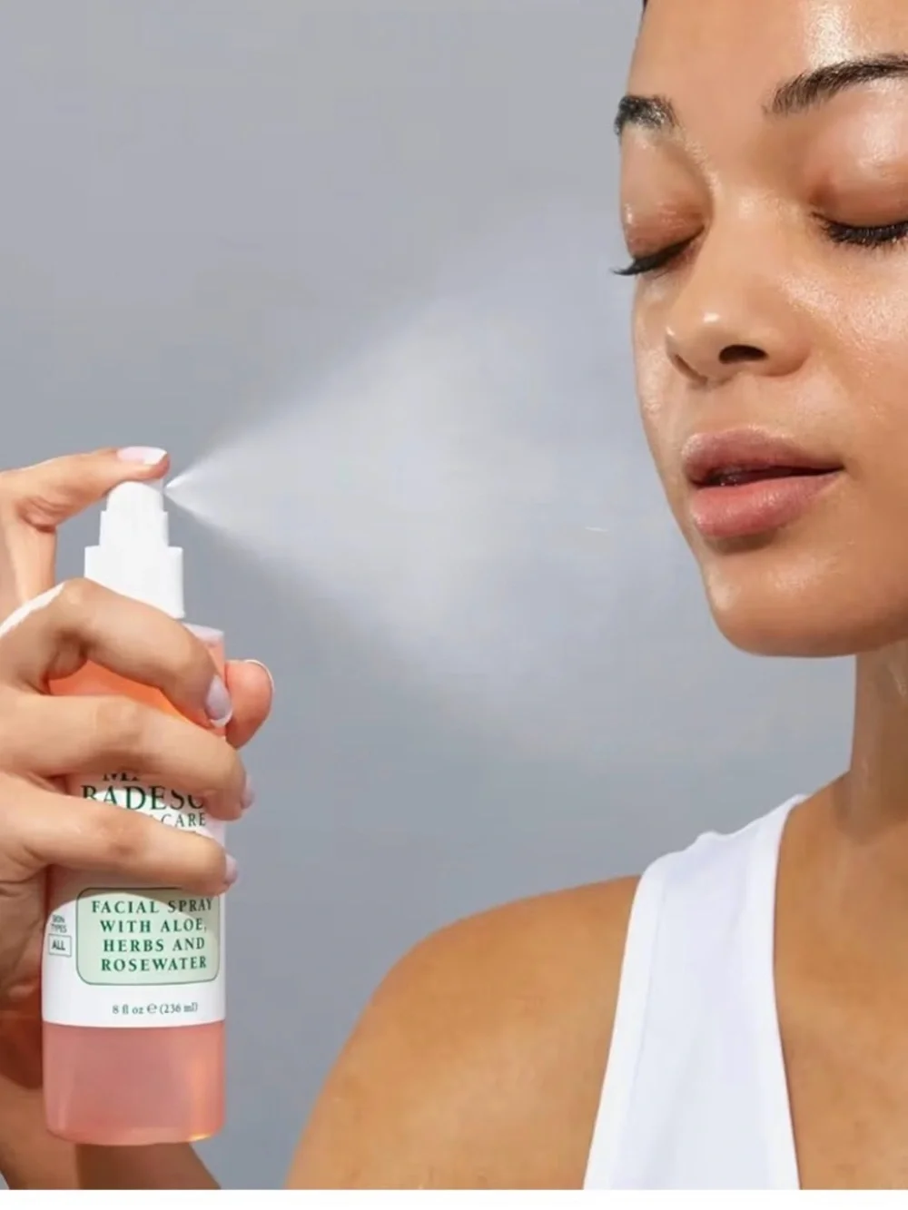 Mario Badescu Rosewater & Cucumber Facial Spray Duo (Pink, Light Green)